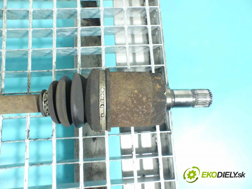 Honda Civic VII 2000-2006 1.6 16v 110 HP manual 81 kW 1590 cm3 5- poloos ľavé  (Poloosy)