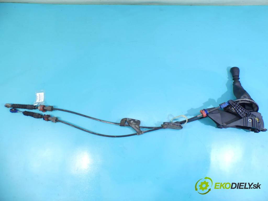 Nissan X-trail II T31 2008-2013 2.0 dci 150 HP manual 110 kW 1995 cm3 5- Páka: Změny: stupeň,rýchlosť JD500 (Rýchlostné páky / kulisy)