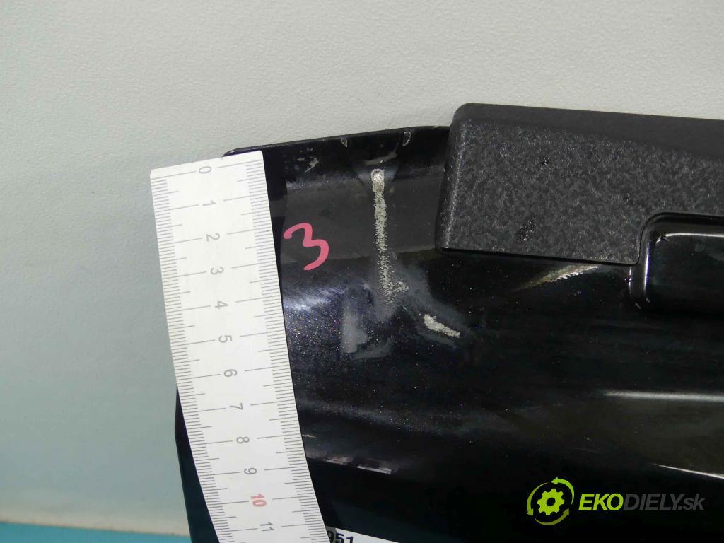 Land rover Range Rover III L322 2001-2012 3.6 TD V8 272 hp automatic 200 kW 3628 cm3 5- zadní kufrové dveře  (Zadní kapoty)