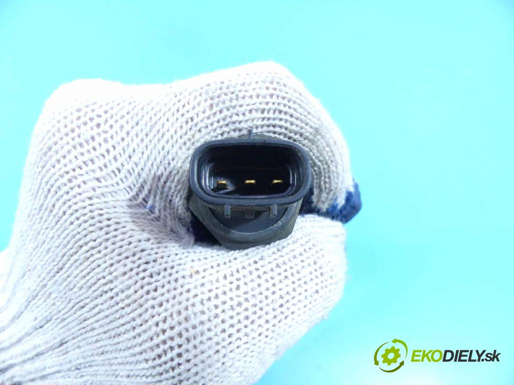 Toyota Corolla E11 1997-2002 2.0 D4D 90 HP manual 66 kW 1995 cm3 3- lišta vstrekovacia 89458-12010 (Vstrekovacie lišty)