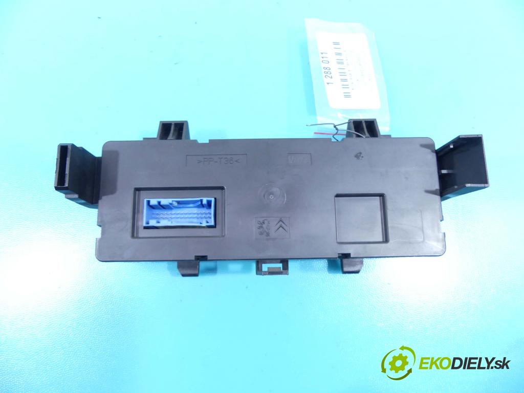 Citroen C3 I 2002-2009 1.4 hdi 68 HP automatic 50 kW 1398 cm3 5- panel kúrenia 96533393XT