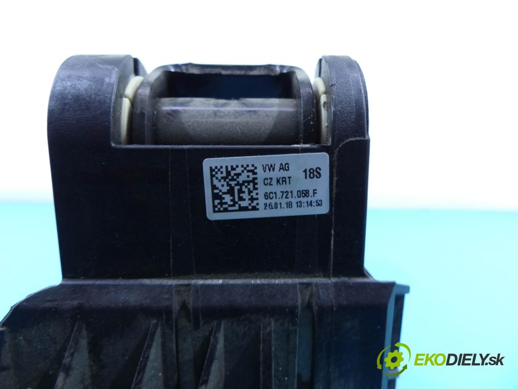 Skoda Fabia III 2014- 1.0 TSI 110 HP manual 81 kW 999 cm3 5- pedále 6C1721058F (Pedále)