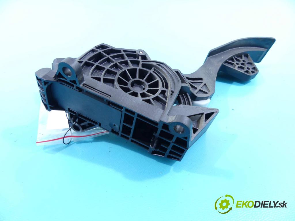 Skoda Fabia III 2014- 1.0 TSI 110 HP manual 81 kW 999 cm3 5- pedále 0280755335 (Pedále)