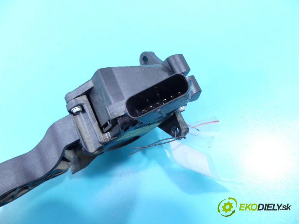 Skoda Fabia III 2014- 1.0 TSI 110 HP manual 81 kW 999 cm3 5- pedále 0280755335 (Pedále)