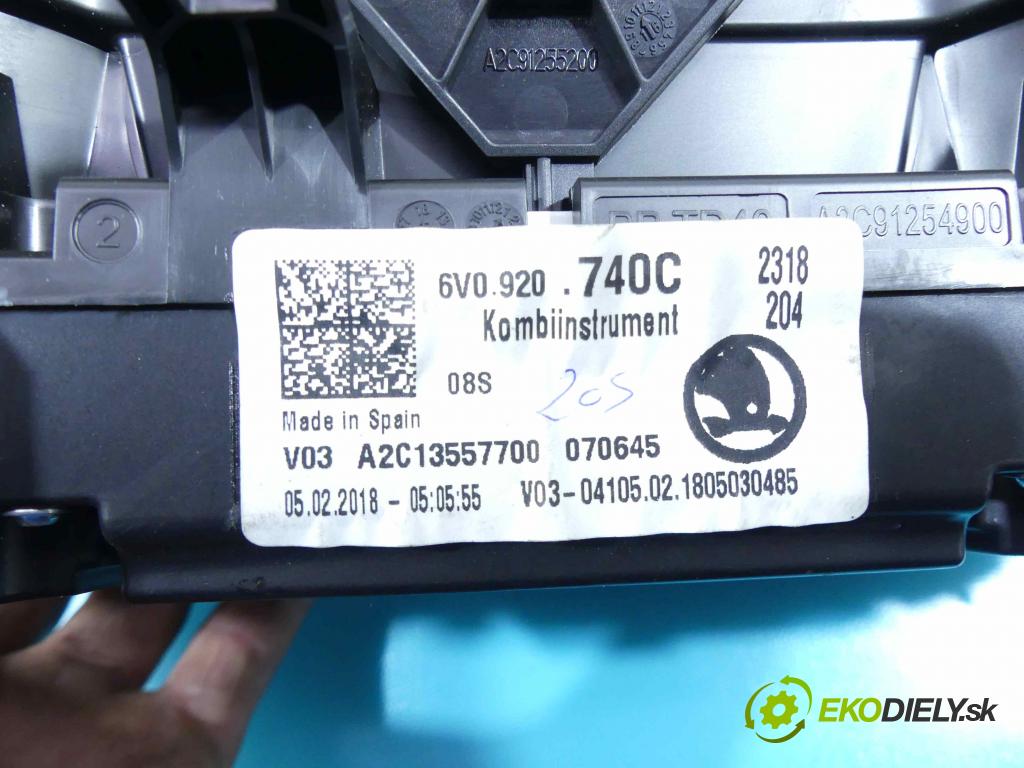 Skoda Fabia III 2014- 1.0 TSI 110 HP manual 81 kW 999 cm3 5- prístrojovka/ budíky A2C13557700 (Prístrojové dosky, displeje)