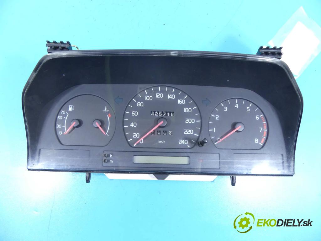 Volvo 850 2.4 140 HP manual 103 kW 2435 cm3 5- prístrojovka/ budíky 3545525 (Prístrojové dosky, displeje)