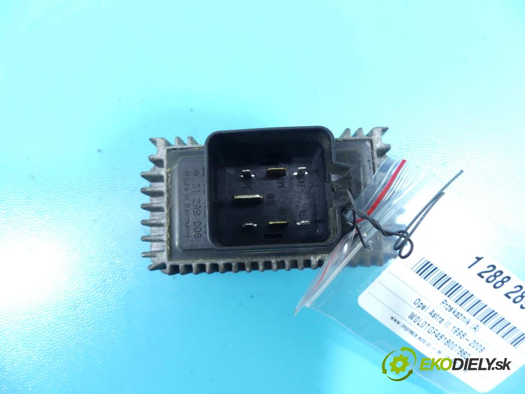 Opel Astra II 1998-2009 2.0 dti 101 HP manual 74 kW 1995 cm3 5- Relé: 09132691 (Relé)