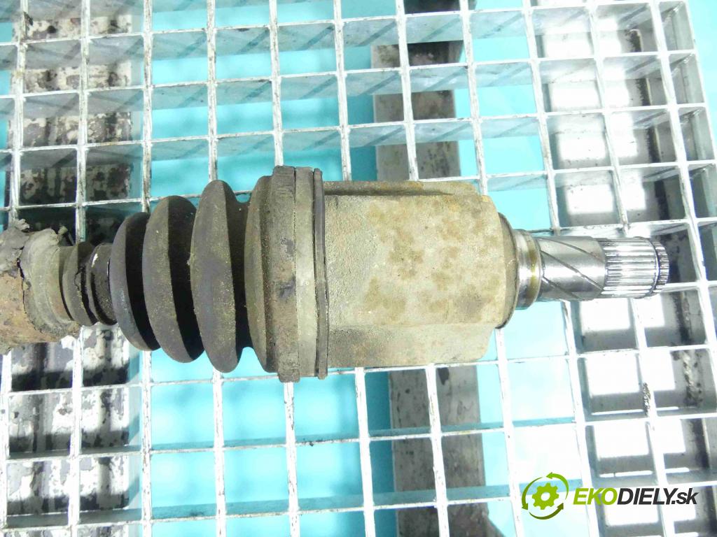 Nissan X-trail I T30 2001-2007 2.2 dci 136 HP manual 100 kW 2184 cm3 5- poloos ľavé  (Poloosy)