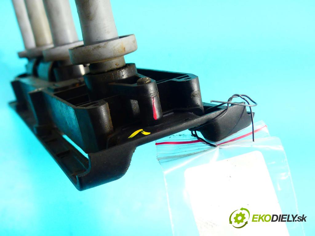 Opel Vectra C 2002-2008 2.2 16v 147 HP manual 108 kW 2198 cm3 5- cievka zapaľovacia 12567686 (Zapaľovacie cievky, moduly)