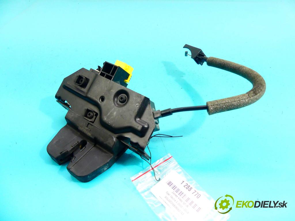 Opel Vectra C 2002-2008 2.2 16v 147 hp manual 108 kW 2198 cm3 5- zámek kufrových dveří zadní 495072894