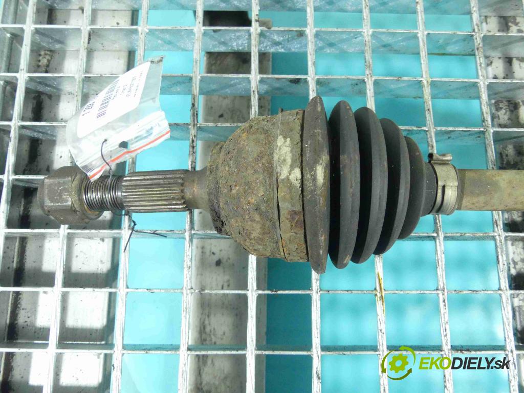 Citroen C2 1.1 60 HP manual 44 kW 1124 cm3 3- poloos ľavé  (Poloosy)