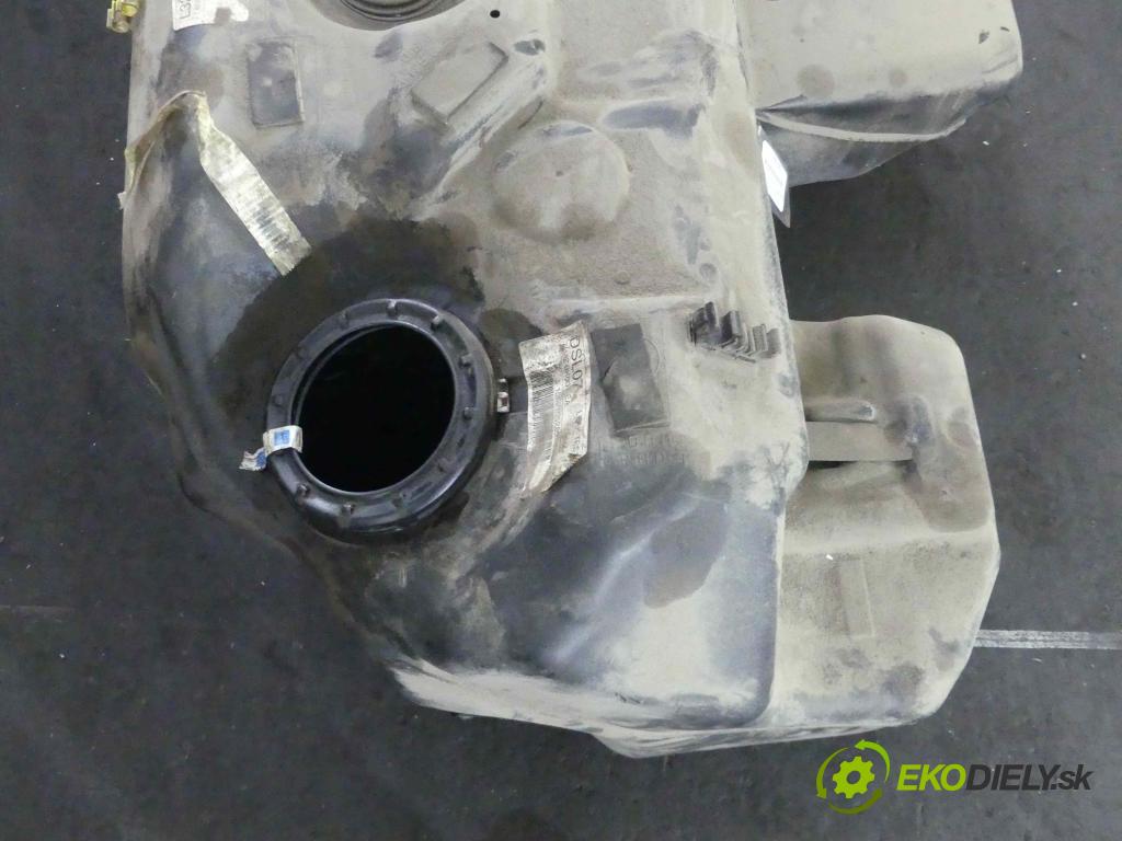 Land rover Range Rover III L322 2001-2012 3.6 TD V8 272 hp automatic 200 kW 3628 cm3 5- Nádrž: paliva 7H42-9K007-EA (Nádrže)