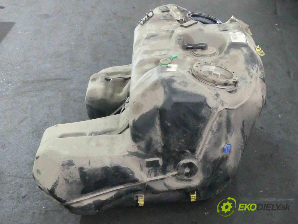 Land rover Range Rover III L322 2001-2012 3.6 TD V8 272 hp automatic 200 kW 3628 cm3 5- Nádrž: paliva 7H42-9K007-EA (Nádrže)