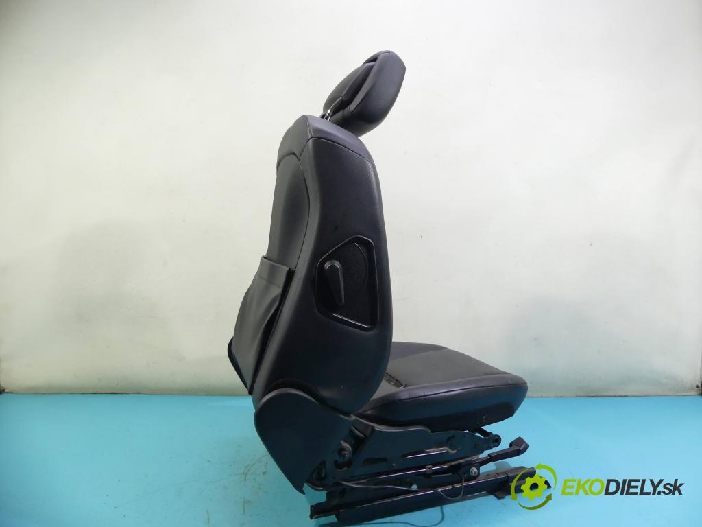 Mercedes GLK X204 2008-2015 2,2.0 cdi 170 HP automatic 125 kW 2143 cm3 5- Sedačka ľavý (Sedačky, sedadlá)