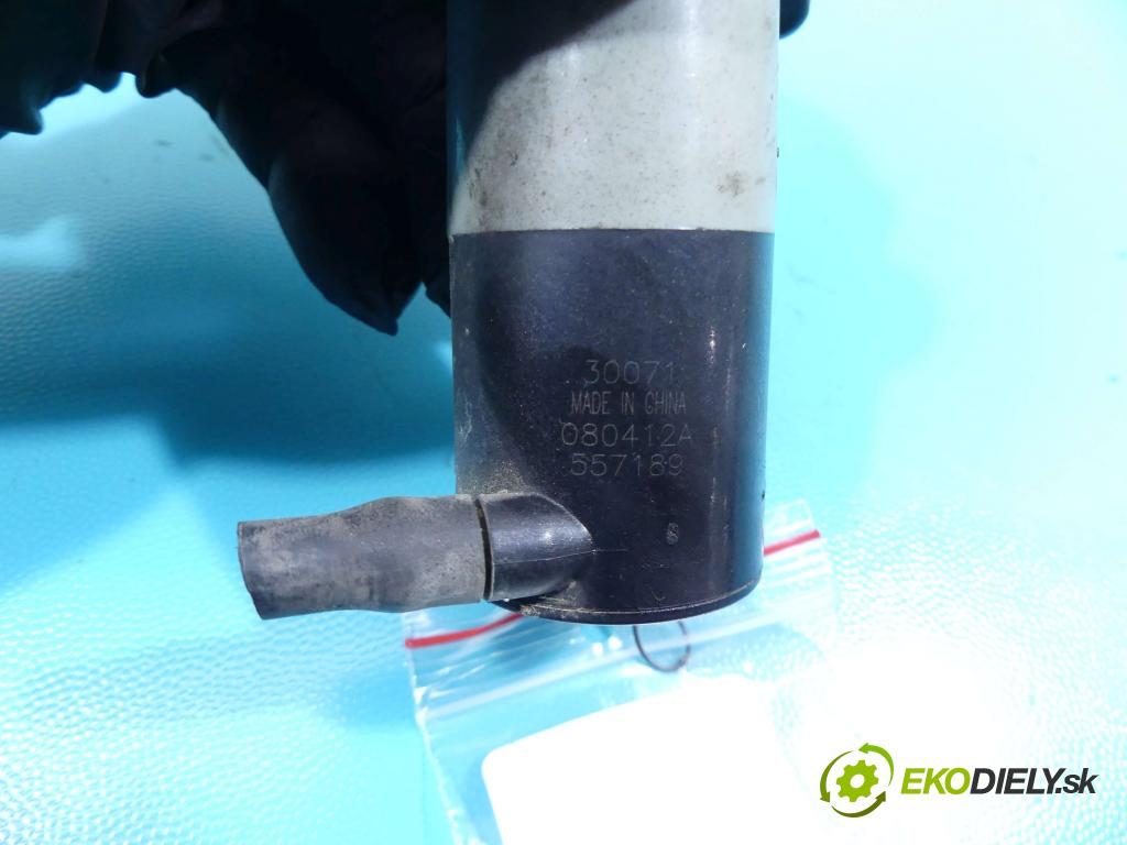 Land rover Range Rover III L322 2001-2012 3.6 TD V8 272 HP automatic 200 kW 3628 cm3 5- pompa ostrekovačov 30071 (Motorčeky, čerpadlá ostrekovačov)