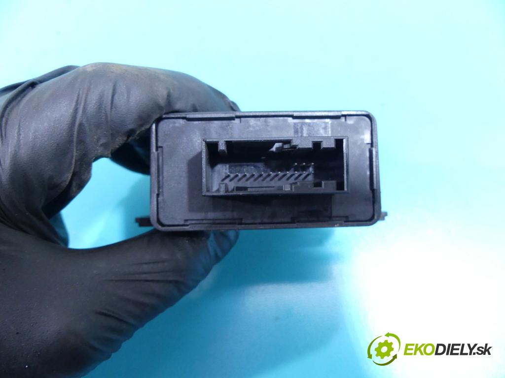 Land rover Range Rover III L322 2001-2012 3.6 TD V8 272 HP automatic 200 kW 3628 cm3 5- modul riadiaca jednotka 7H42-13K031-AA (Ostatné)