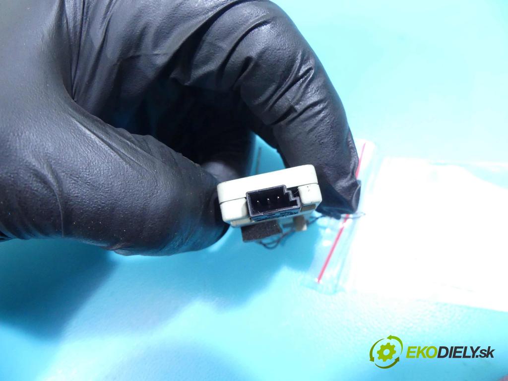 Land rover Range Rover III L322 2001-2012 3.6 TD V8 272 HP automatic 200 kW 3628 cm3 5- modul riadiaca jednotka XH42-18C847-EA (Ostatné)