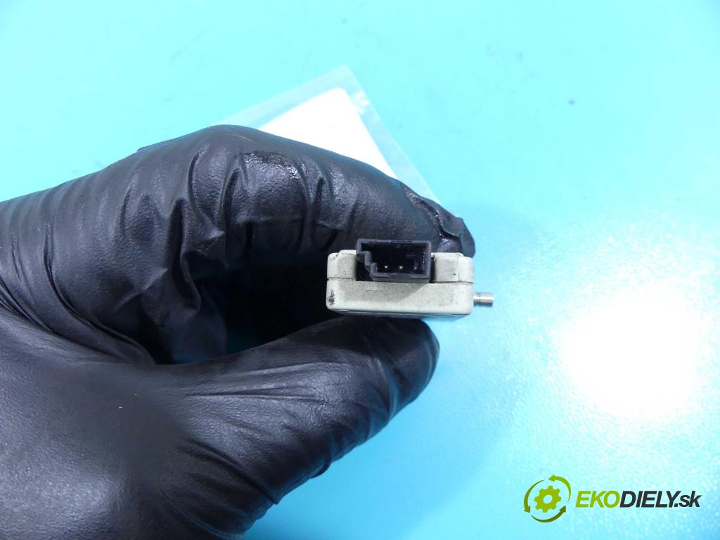 Land rover Range Rover III L322 2001-2012 3.6 TD V8 272 HP automatic 200 kW 3628 cm3 5- modul riadiaca jednotka XH42-18C847-EA (Ostatné)