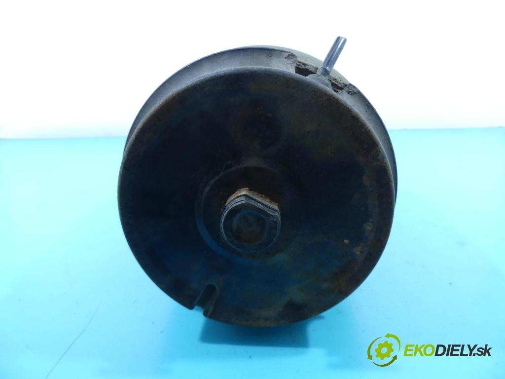 Land rover Range Rover III L322 2001-2012 3.6 TD V8 272 HP automatic 200 kW 3628 cm3 5- airbag pneumatická