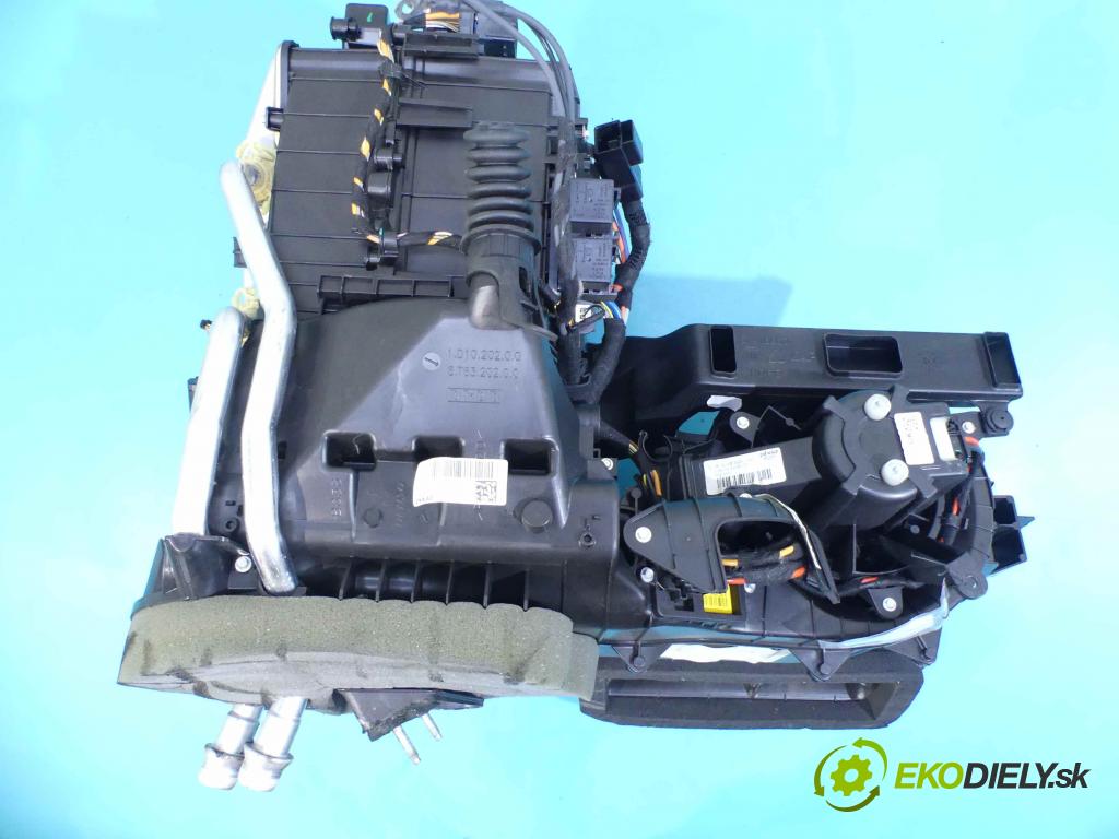 Jeep Renegade 2014- 1.4 T 140 hp manual 103 kW 1368 cm3 5- radiátor 00519617040 (Radiátory topení)