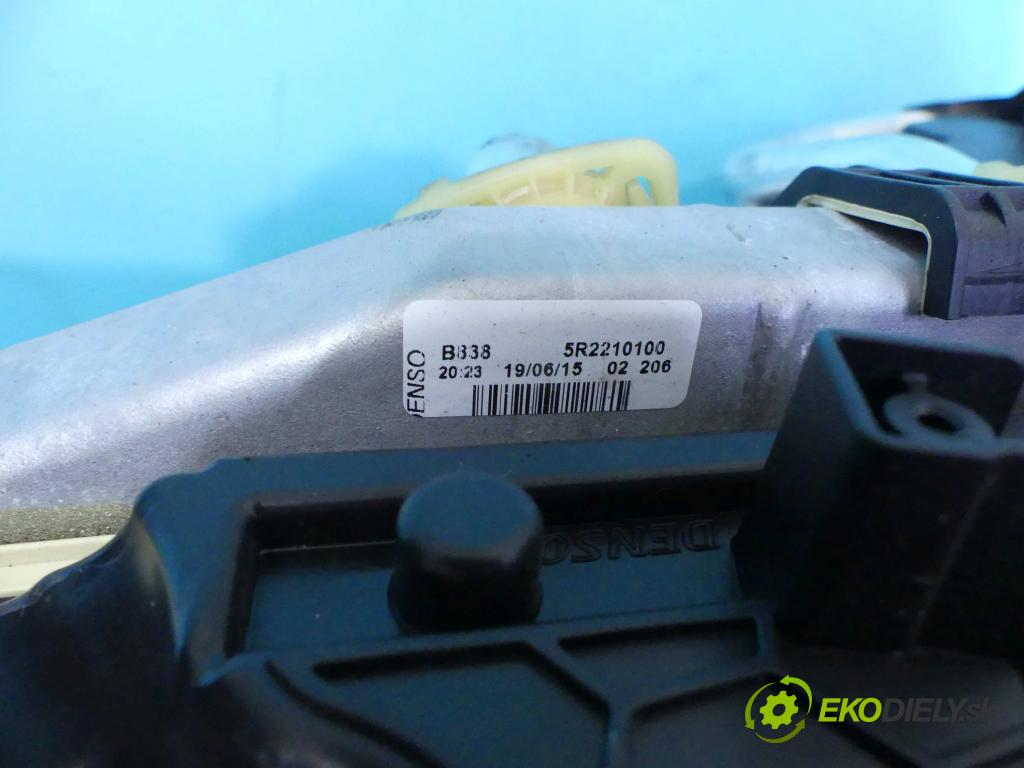 Jeep Renegade 2014- 1.4 T 140 hp manual 103 kW 1368 cm3 5- radiátor 00519617040 (Radiátory topení)