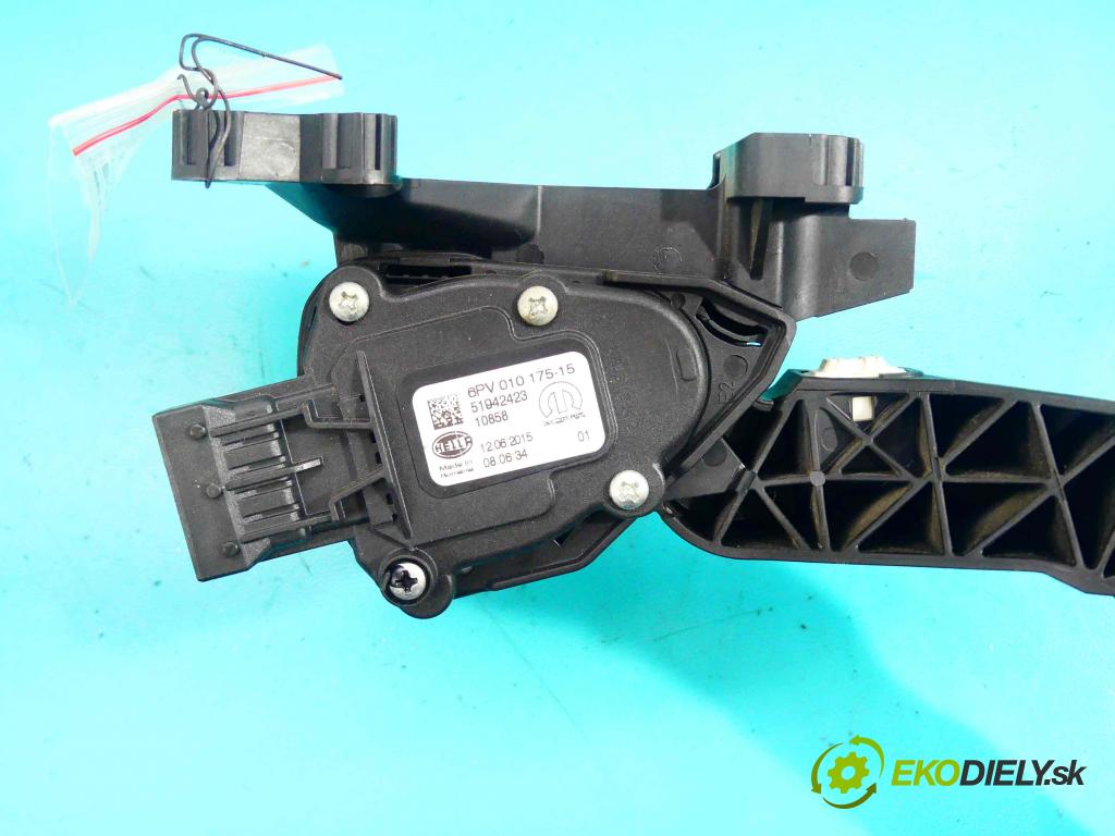 Jeep Renegade 2014- 1.4 T 140 HP manual 103 kW 1368 cm3 5- pedále 51942423 (Pedále)