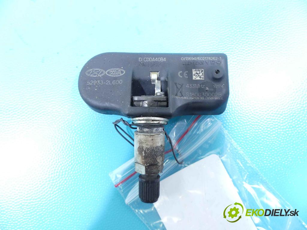 Hyundai I30 I 2007-2012 1.6 crdi 90 hp manual 66 kW 1582 cm3 5- snímač tlaku 52933-2L600 (Snímače tlaku)