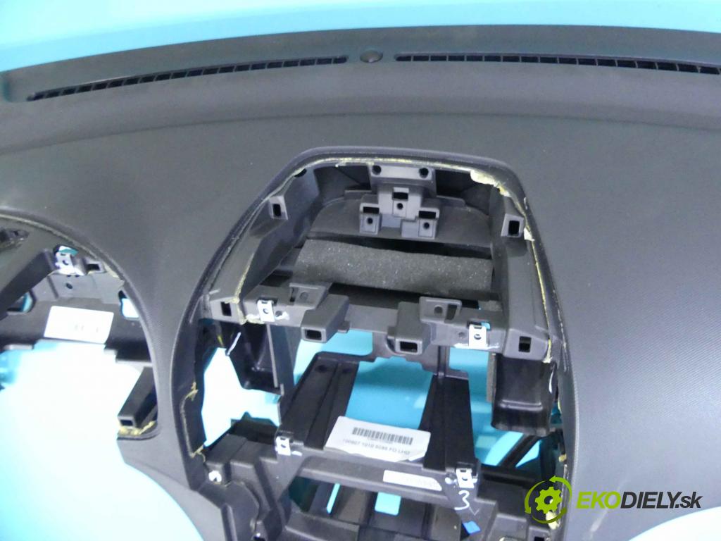 Hyundai I30 I 2007-2012 1.6 crdi 90 HP manual 66 kW 1582 cm3 5- kokpit,pristrojová doska rozdeľovacia