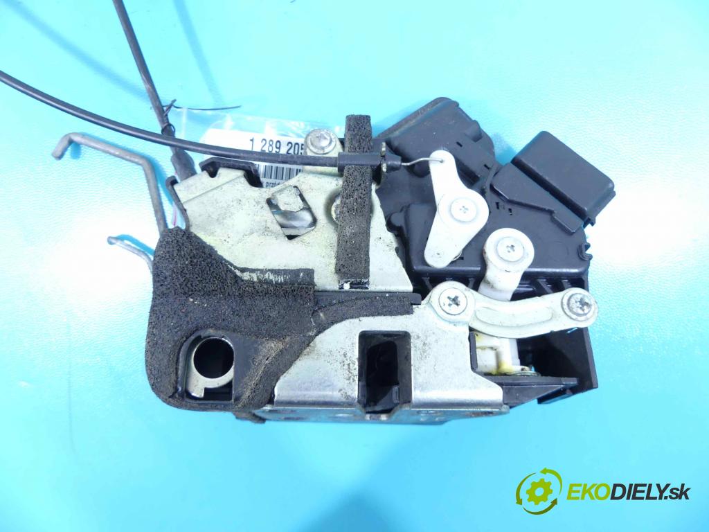 Mazda 5  2005-2010 2.0 citd 110 hp manual 81 kW 1998 cm3 5- zámek přední levý