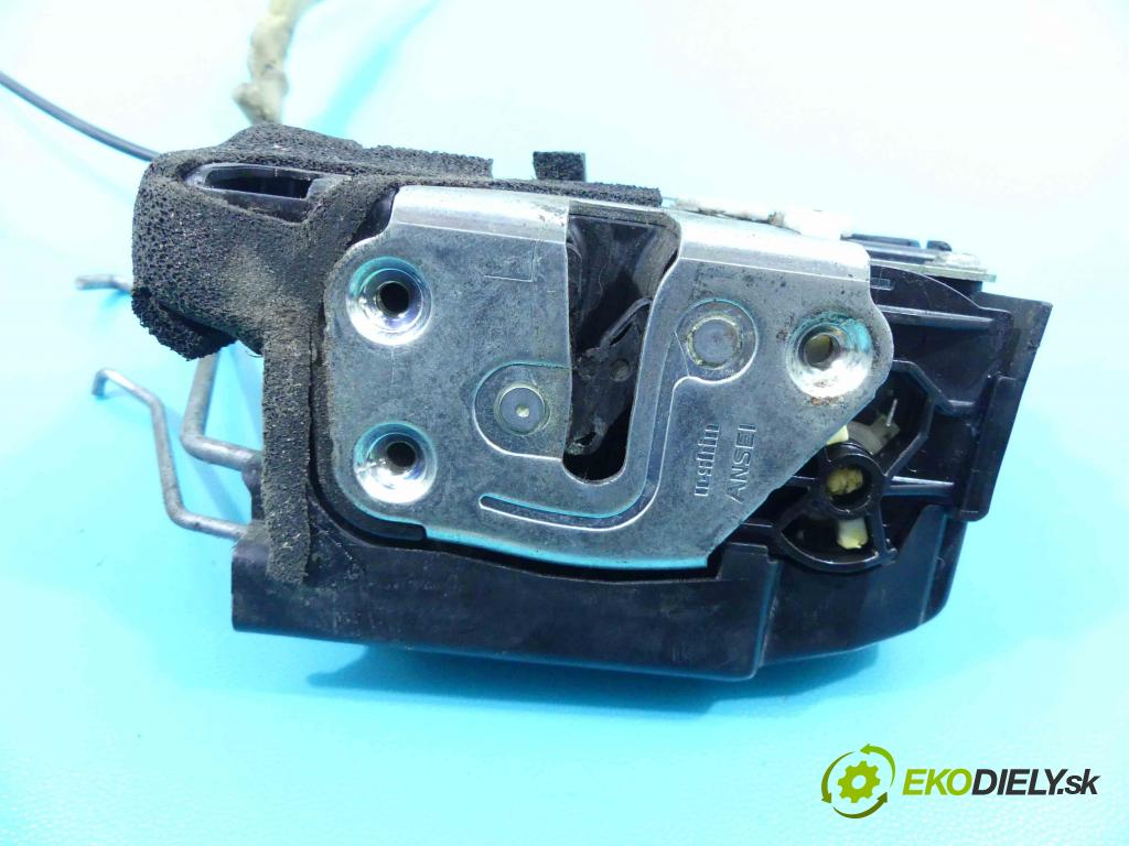 Mazda 5  2005-2010 2.0 citd 110 hp manual 81 kW 1998 cm3 5- zámek přední levý