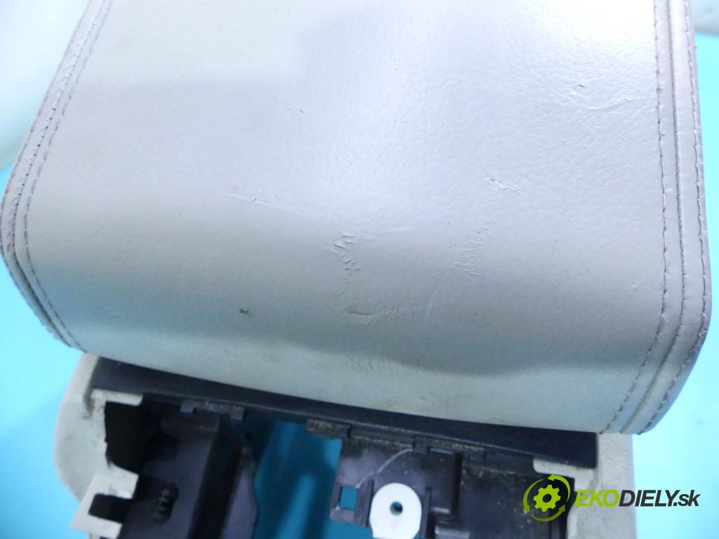 Peugeot 508 2010-2018 2.0 hdi 163 HP automatic 120 kW 1997 cm3 4- operadlo 9686452980 (Lakťové opierky)