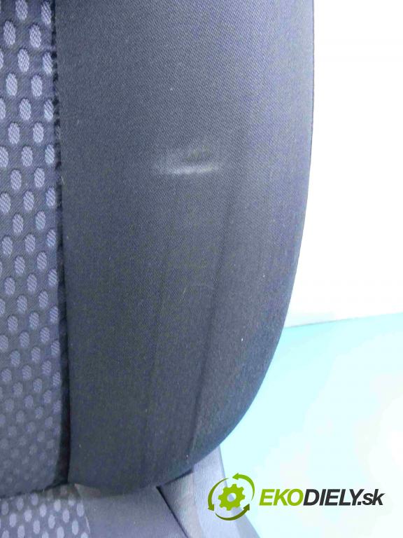 Vw Tiguan I 2007-2016 2.0 tdi 140 HP manual 103 kW 1968 cm3 5- Sedačka ľavý  (Sedačky, sedadlá)