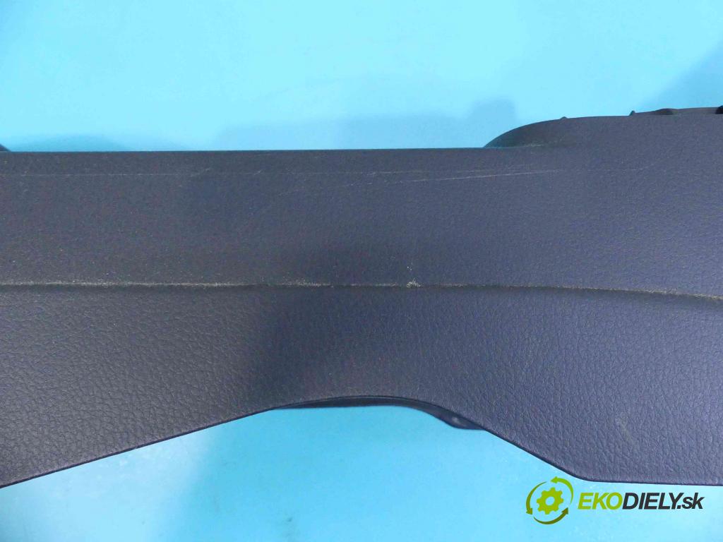 Toyota Yaris III 2011-2020 1.0 vvti 69KM manual 51 kW 998 cm3 5- operadlo 58910-0D290 (Lakťové opierky)