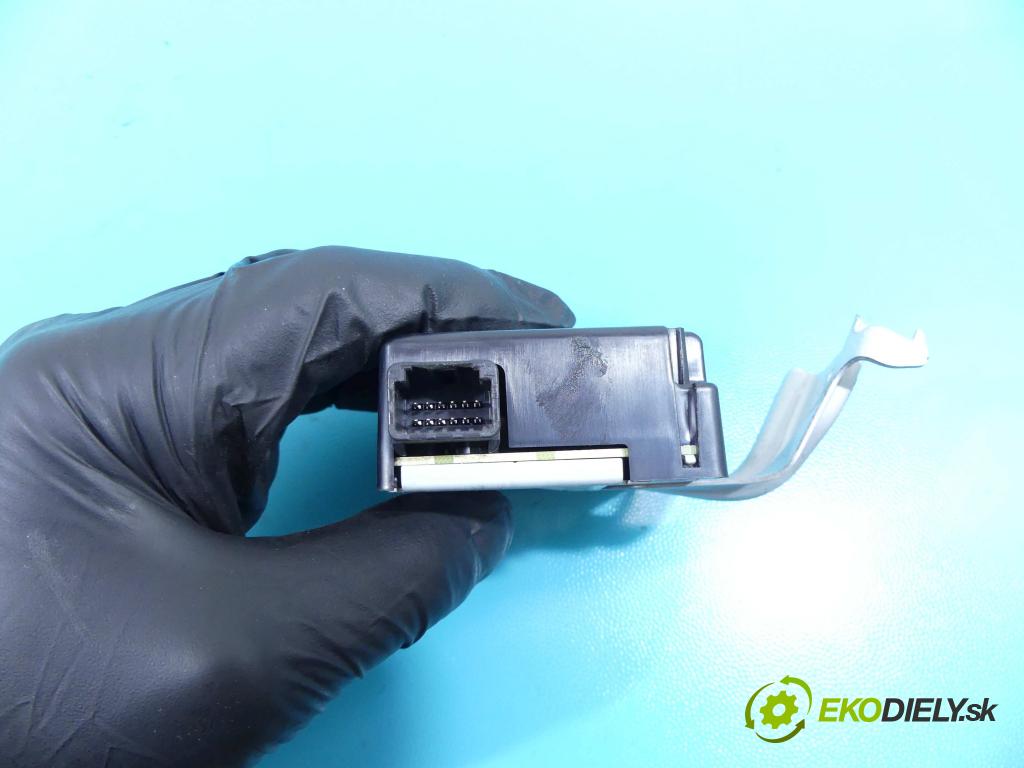 Toyota Yaris III 2011-2020 1.0 vvti 69KM manual 51 kW 998 cm3 5- modul riadiaca jednotka 89760-0D031 (Ostatné)