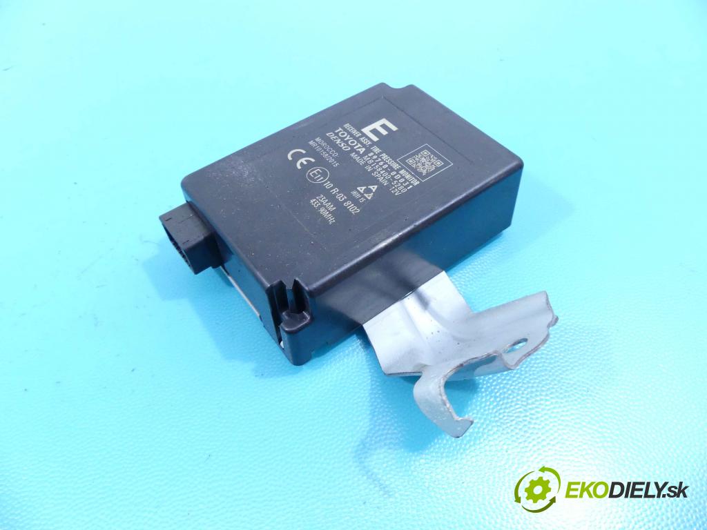 Toyota Yaris III 2011-2020 1.0 vvti 69KM manual 51 kW 998 cm3 5- modul riadiaca jednotka 89760-0D031 (Ostatné)