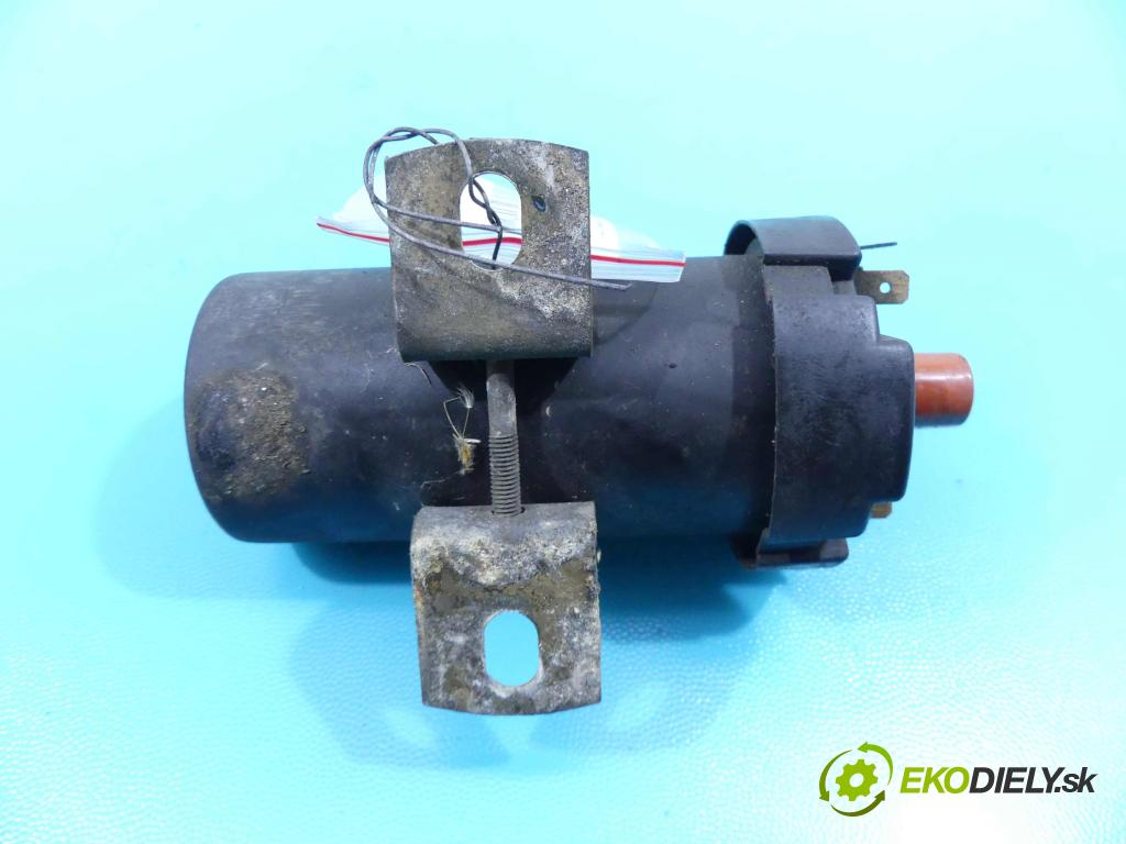 Vw Polo III 6N 1994-2001 1.3 54 HP manual 40 kW 1263 cm3 3- cievka zapaľovacia 0221122349 (Zapaľovacie cievky, moduly)