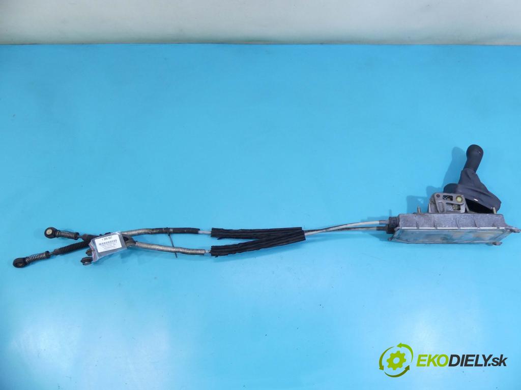 Vw Polo IV 9N 2001-2009 1.2 12v 64 HP manual 47 kW 1198 cm3 3- Páka: Změny: stupeň,rýchlosť  (Rýchlostné páky / kulisy)