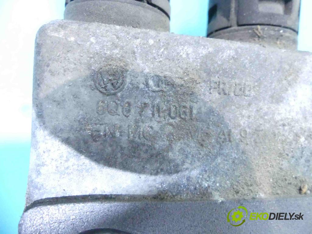 Vw Polo IV 9N 2001-2009 1.2 12v 64 HP manual 47 kW 1198 cm3 3- Páka: Změny: stupeň,rýchlosť  (Rýchlostné páky / kulisy)