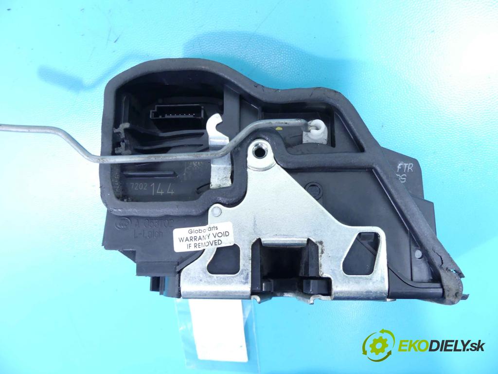 Bmw 3 E90 2005-2013 2.0d 122 hp manual 90 kW 1995 cm3 4- zámek přední pravý