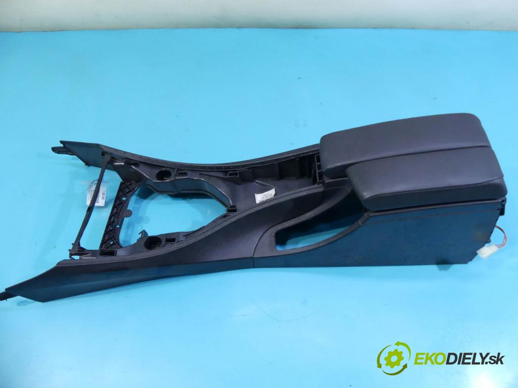 Bmw 3 E90 2005-2013 2.0d 122 HP manual 90 kW 1995 cm3 4- operadlo 7075357 (Lakťové opierky)