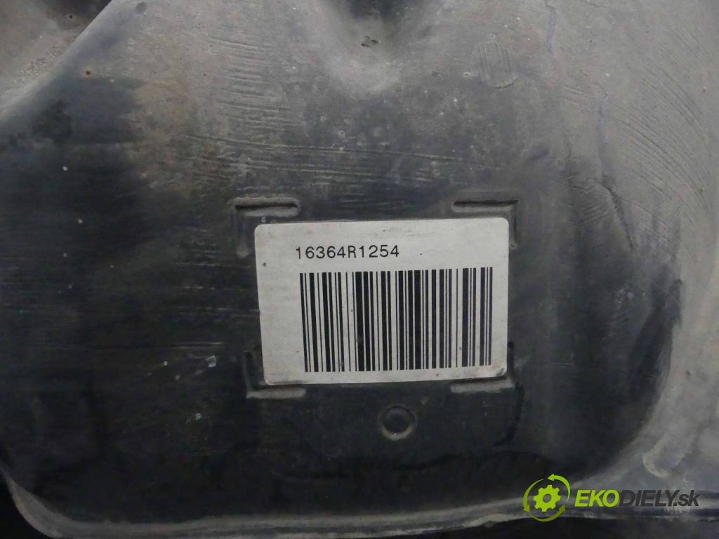 Toyota Yaris III 2011-2020 1.0 vvti 69KM manual 51 kW 998 cm3 5- Nádrž: paliva 77100-0D221 (Nádrže)