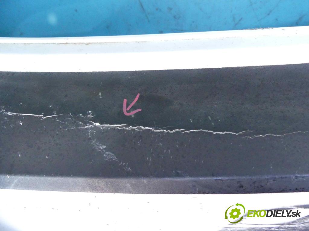 Hyundai I30 I 2007-2012 1.6 crdi 90 hp manual 66 kW 1582 cm3 5- nárazník zadní