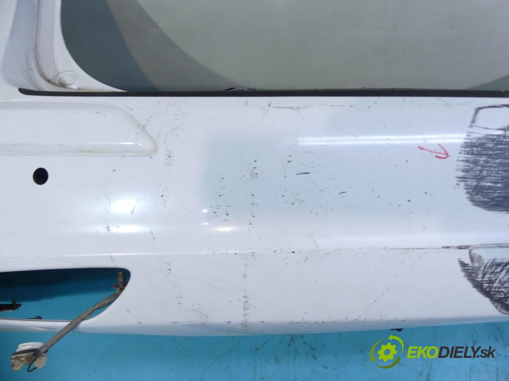 Hyundai I30 I 2007-2012 1.6 crdi 90 hp manual 66 kW 1582 cm3 5- nárazník zadní
