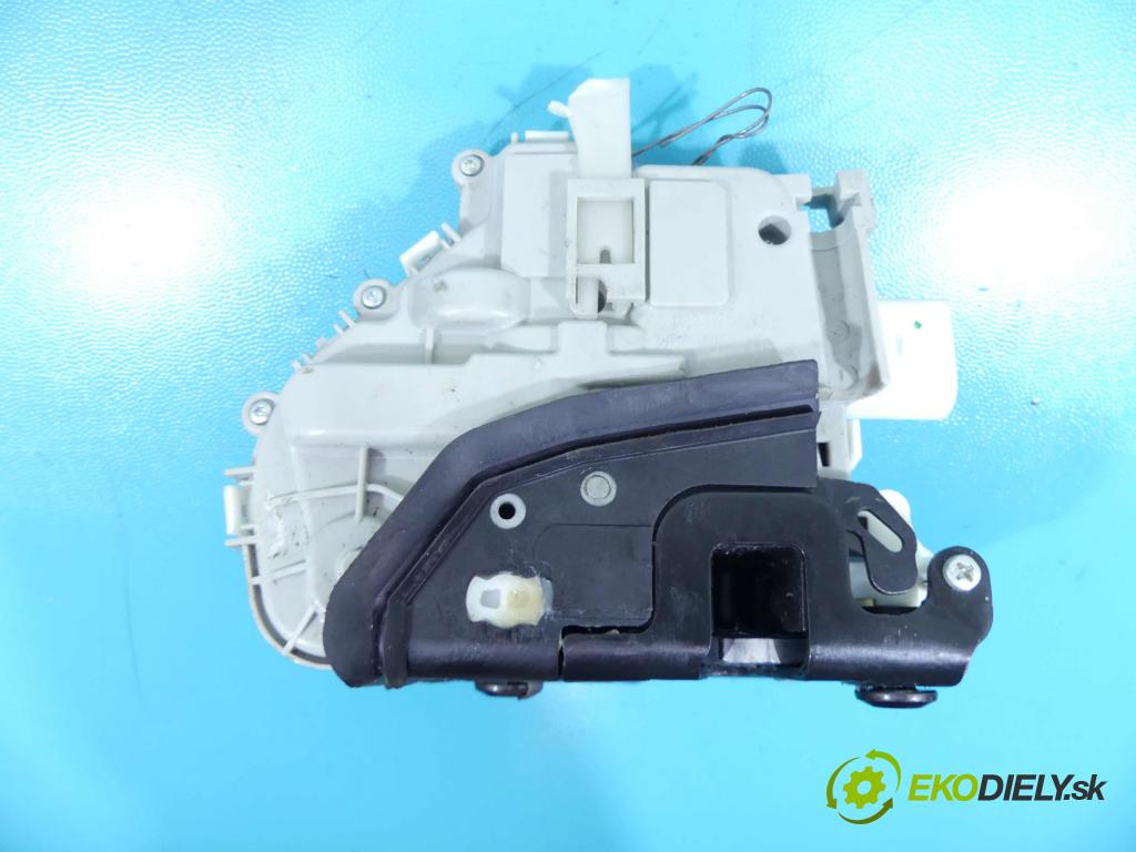 Audi A3 8V 2013-2020 1.5 TFSI 150 hp automatic 110 kW 1498 cm3 5- zámek přední levý 8X1837015B