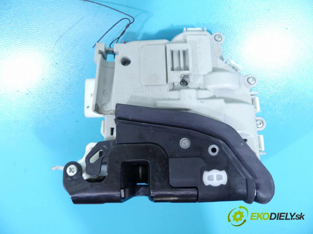 Audi A3 8V 2013-2020 1.5 TFSI 150 hp automatic 110 kW 1498 cm3 5- zámek přední pravý 8X1837016B