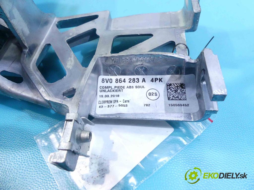 Audi A3 8V 2013-2020 1.5 TFSI 150 HP automatic 110 kW 1498 cm3 5- operadlo 8V0864283A (Lakťové opierky)