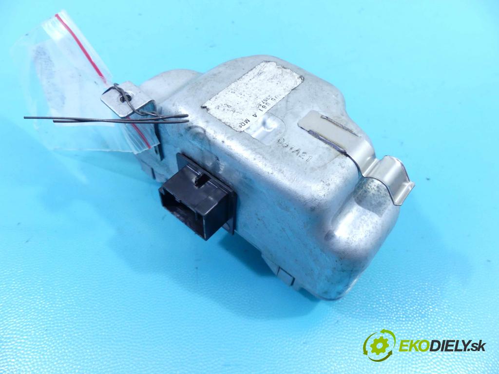 Audi A3 8V 2013-2020 1.5 TFSI 150 HP automatic 110 kW 1498 cm3 5- Blokáda: řízení: 216004011 (Ostatné)