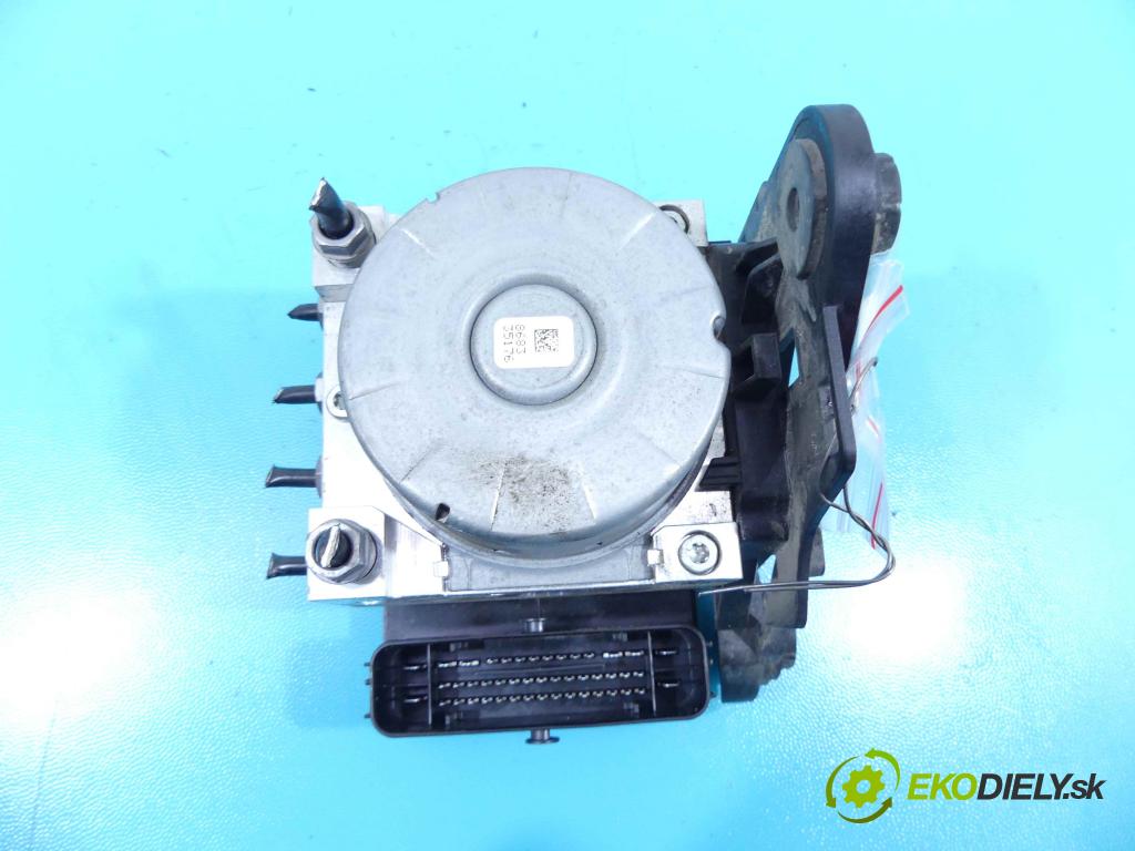 Audi A3 8V 2013-2020 1.5 TFSI 150 HP automatic 110 kW 1498 cm3 5- čerpadlo abs 5Q0614517CT (Pumpy ABS)