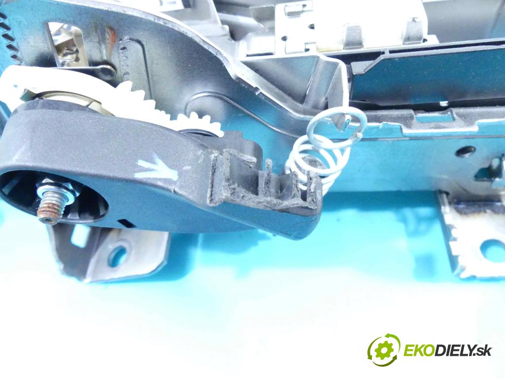 Audi A3 8V 2013-2020 1.5 TFSI 150 HP automatic 110 kW 1498 cm3 5- Sloupec: volant 5Q1419502AP (Tyče riadenia (volantu))