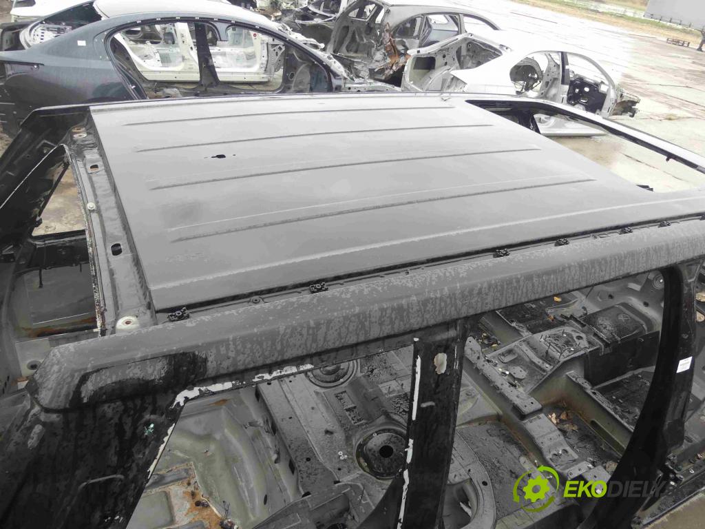 Land rover Range Rover III L322 2001-2012 3.6 TD V8 272 hp automatic 200 kW 3628 cm3 5- Strecha: